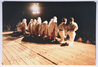 لمحة من عرض لفرقة الفنون الشعبية في مهرجان التراث في جامعة بيرزيت
