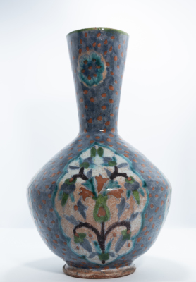 Pottery vase