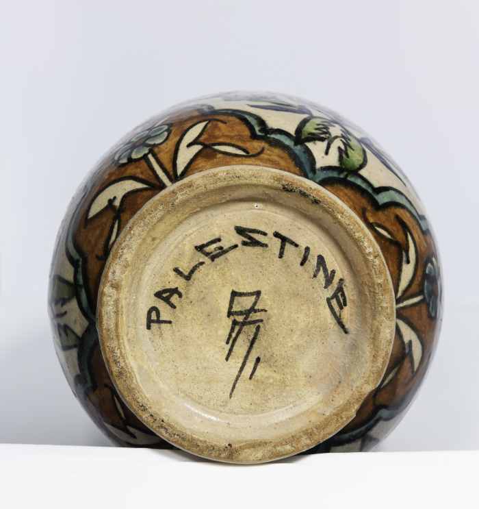 Pottery vase