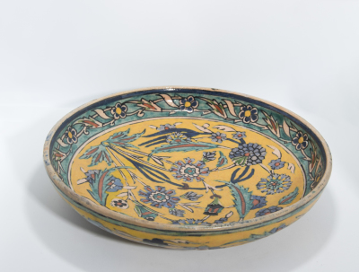 Pottery pot