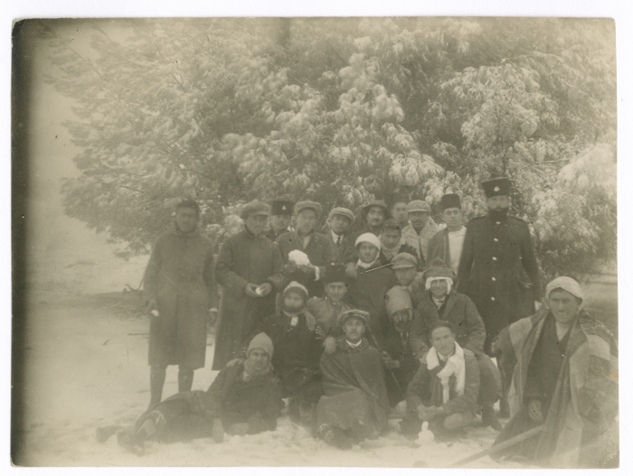 Men in front of Saray