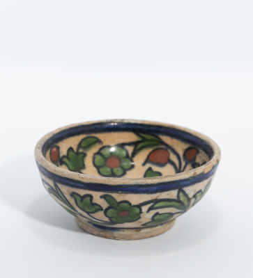 Pottery pot