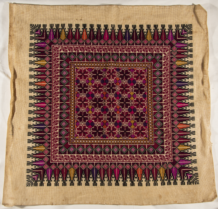 An Embroidered Piece by INAASH Association Members, Lebanon, the 1970s 
