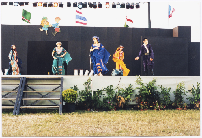 براعم الفنون الشعبية في فرنسا