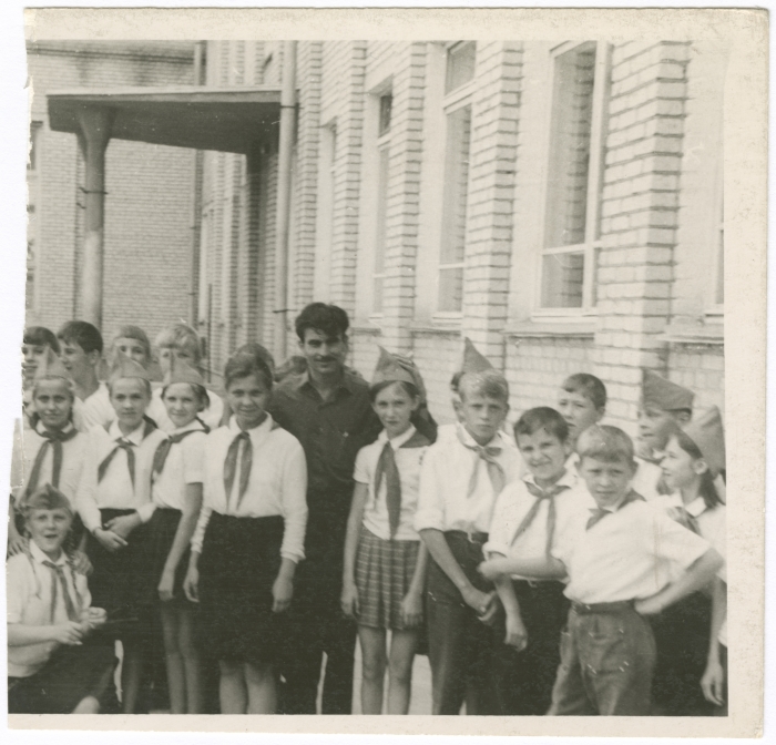 توفيق كناعنة مع ابناء الكادحين في زلاتاووست