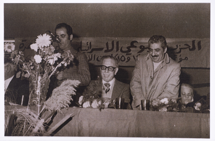 توفيق زيّاد خلال مؤتمر للحزب الشيوعي الاسرائيلي 