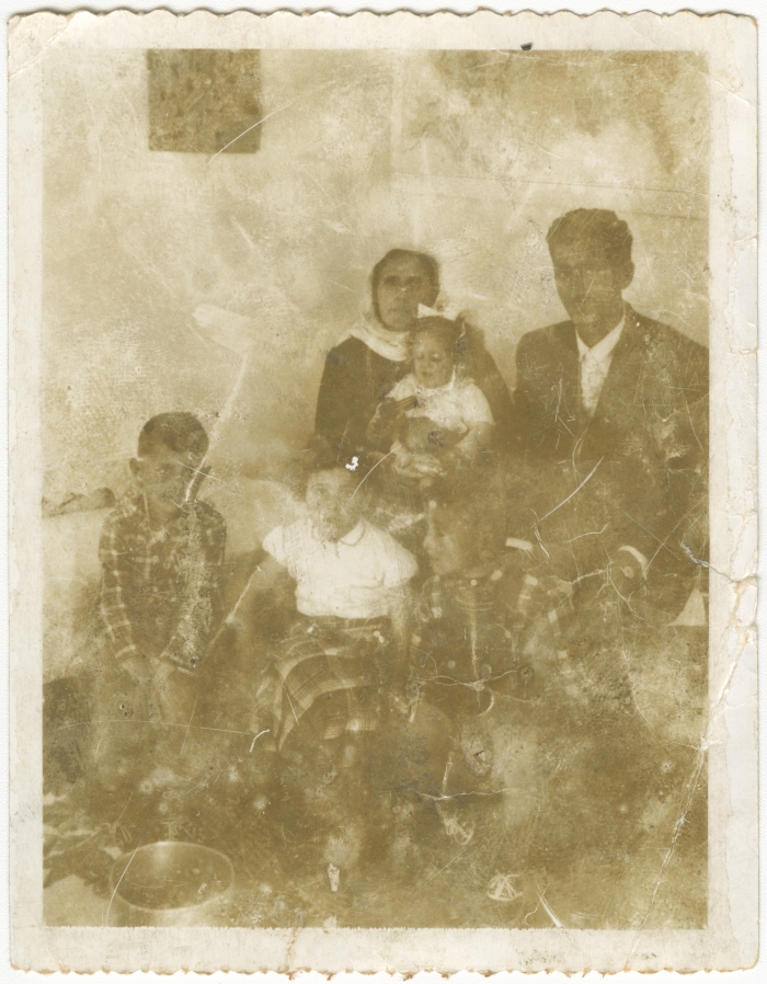 Jamal Yousef Ali with his wife and children
