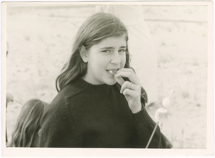 ناديا أحمد أبو أحمد حجازي