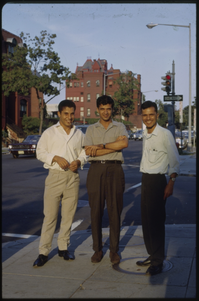 أصدقاء ابراهيم  أبو أحمد الحجازي، في واشنطن 