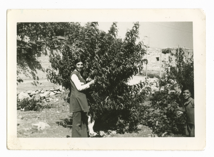 Nayfe abu-Najma with Her Sister