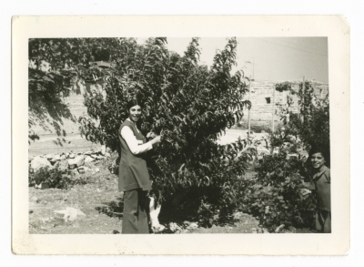 Nayfe abu-Najma with Her Sister