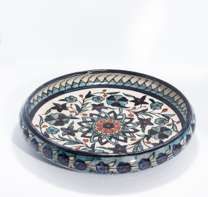 Pottery pot