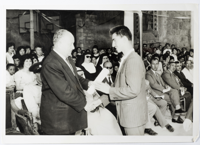 بطاقة بريدية صدرت عن استديو سمعان السحار
