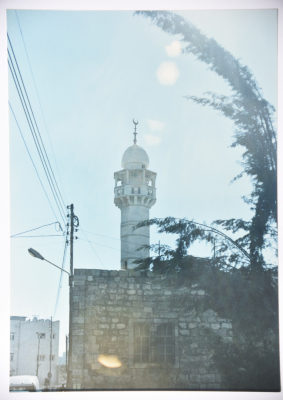 "مسجد العيص في سعير"،آذار 2000