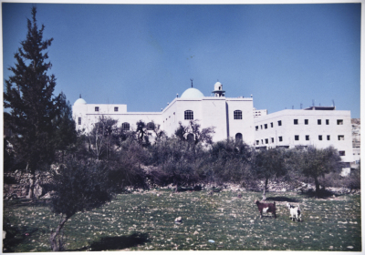 "صورة لمسجد العيص في سعير"، 2000 - 2010