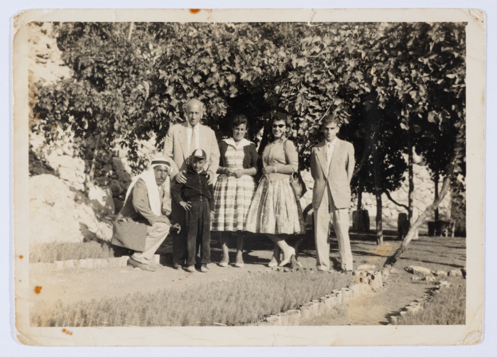 مشاركة أعضاء الهيئة الادارية في جمعية مخيم قلنديا النسائية التعاونية في إحدى المناسبات