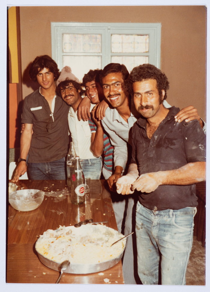 مراحل تطور بناء جمعية مخيم قلنديا النسائية التعاونية منذ نشأتها سنة 1958