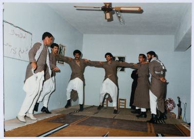 عرض دبكة شعبية في جمعية مخيم قلنديا النسائية التعاونية