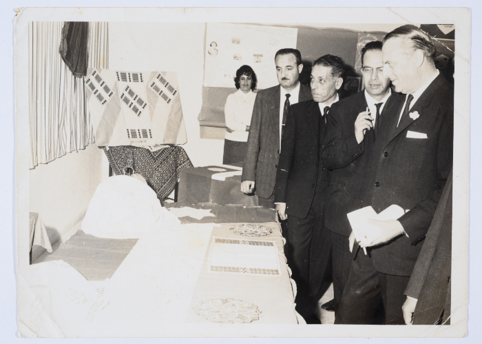 مشاركة أعضاء الهيئة الادارية في جمعية مخيم قلنديا النسائية التعاونية في إحدى المناسبات