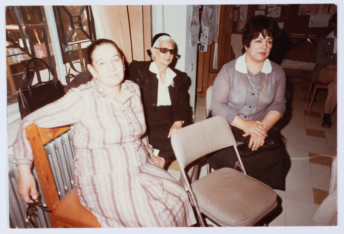 مشاركة أعضاء الهيئة الادارية في جمعية مخيم قلنديا النسائية التعاونية في إحدى المناسبات