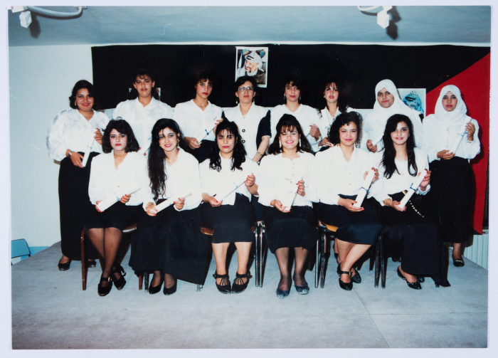 مشاركة أعضاء الهيئة الادارية في جمعية مخيم قلنديا النسائية التعاونية في إحدى المناسبات