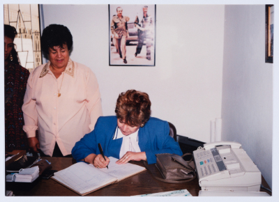 Mrs. Intiṣar al-Wazir "Um Jihad" on a visit to the Qalandiya Camp Women Handicraft Cooperative Society HQ in 1996