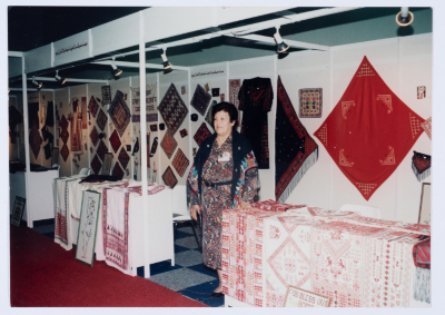 Qalandiya Camp Women Handicraft Cooperative Society participates in Al-Quds exhibition in Qatar in 1997