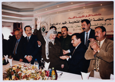 Marwan al-Barghuthy accompanying Yaser ʿarafat; former Palestinian President to al-Shabiba conference in Ramallah
