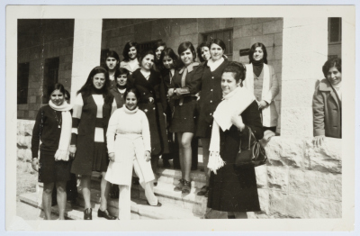 Muntaha Jarrár with Dar al-Moalemeen Students on a Visit to Deir Dibwan School