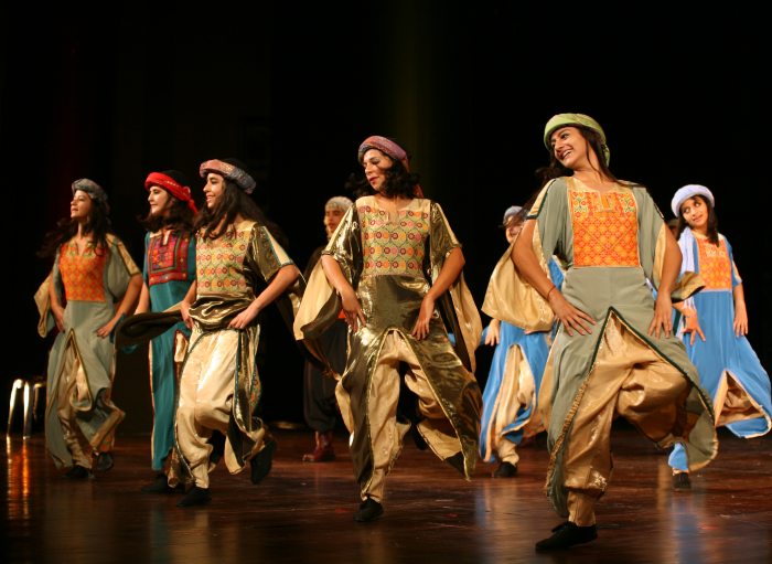 لمحة من العرض الراقص 