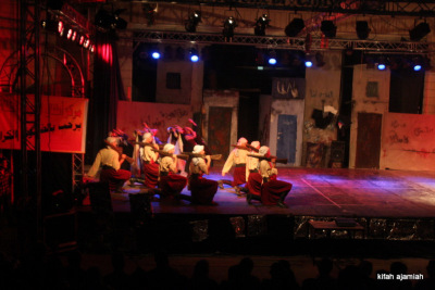 صورة من عرض فرقة الفنون الشعبيَّة في مهرجان العودة، بيت لحم، 2010-11
