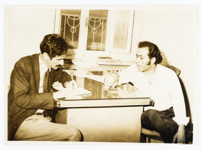 Mahmoud Shukair talking to the singer Mustafa al-Kurd in Amman in 1978