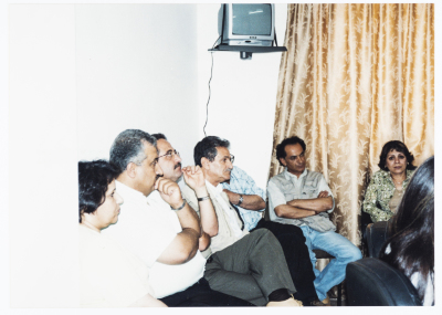 Mahmoud Shukair during a meeting with the employees at the Ministry of Culture in 1996