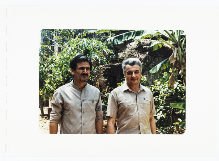 محمود شقير خلال حضور مؤتمر الحزب الشيوعي في بنغلادش عام 1988 