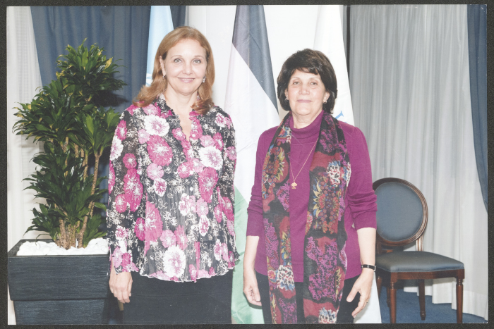 Majida al-Masry with the Director of World Food Programme