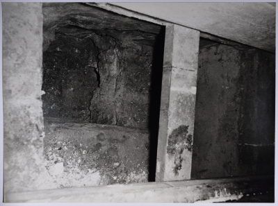 A photo of tunnel in Jerusalem